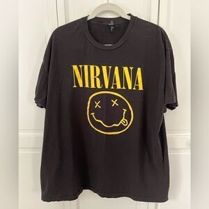 NIRVANA Smiley Face 2012 Black Tee Men's Size 2 XL XXL Kesha Tee Oversized